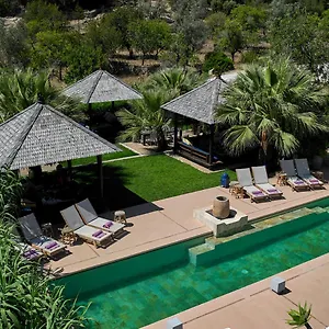 The Giri Hotel